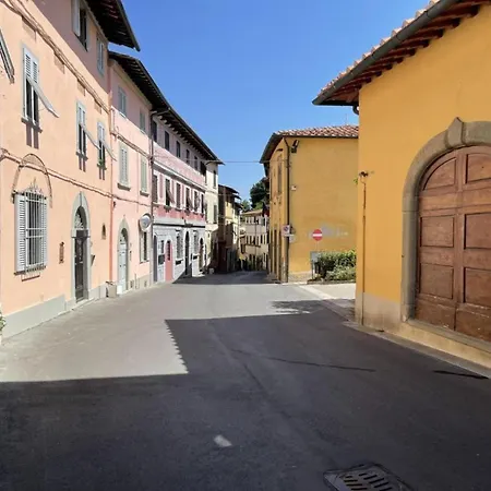 In Montopoli Valdarno With Pool