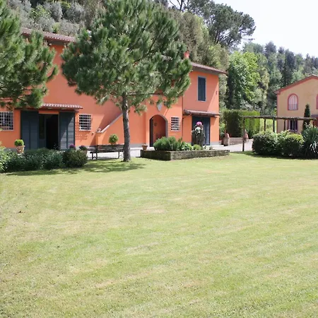 In Montopoli Valdarno With Pool Holiday home