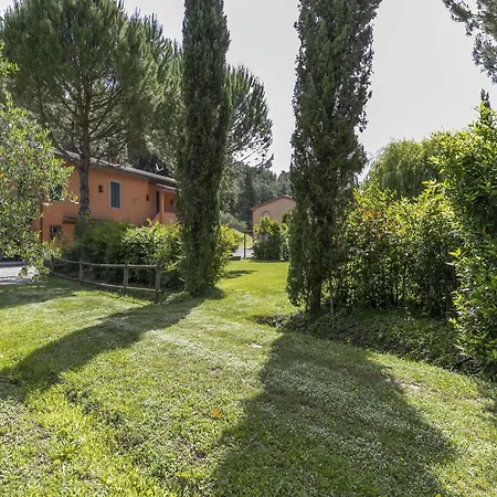 In Montopoli Valdarno With Pool Holiday home *
