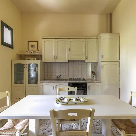In Montopoli Valdarno With Pool Holiday home *