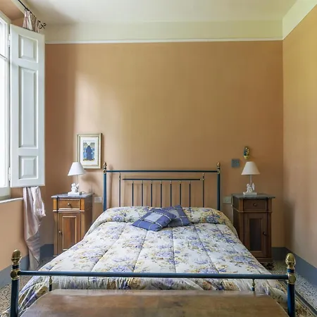 In Montopoli Valdarno With Pool Holiday home Castel del Bosco (Pisa)