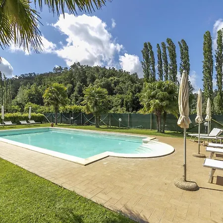 In Montopoli Valdarno With Pool Castel del Bosco (Pisa)